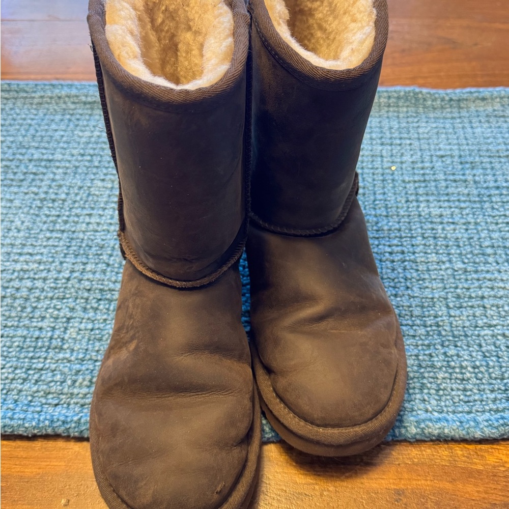 Women's Ugg Shearling-Lined Brown Ankle Boots - Picture 2 of 6